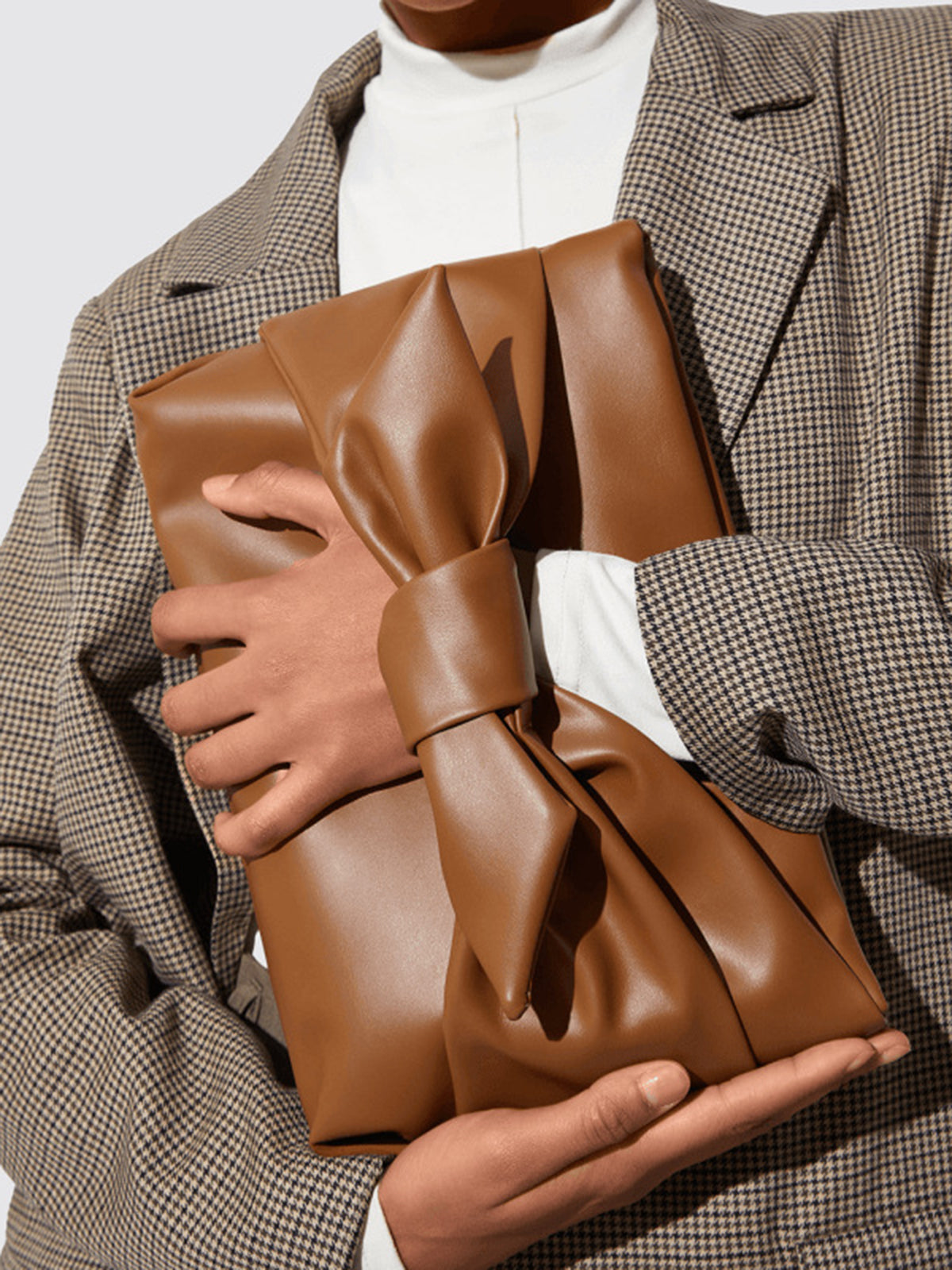 Bow Tofu Handbag