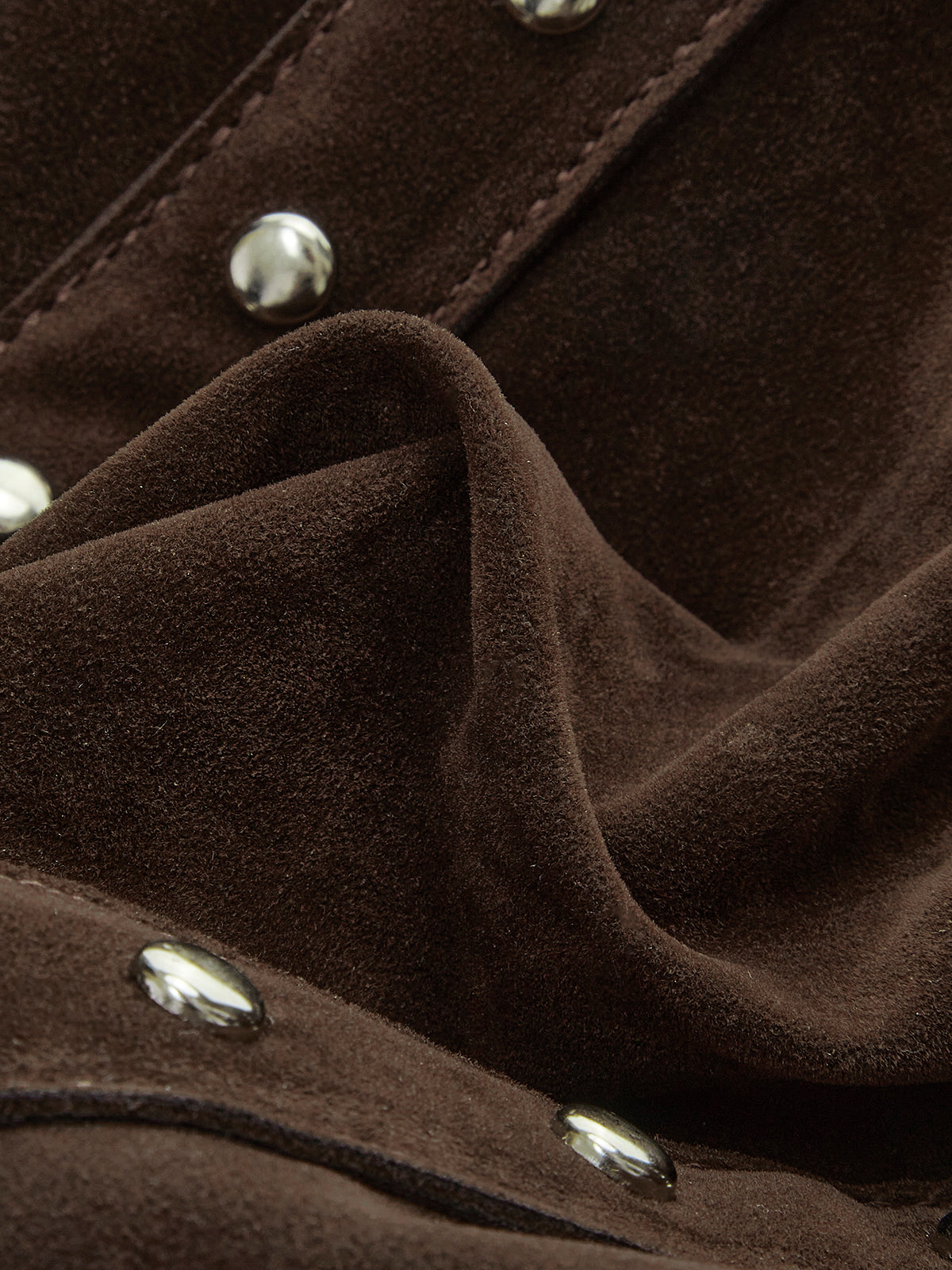 Sac à main à fermoir clouté avec bouton