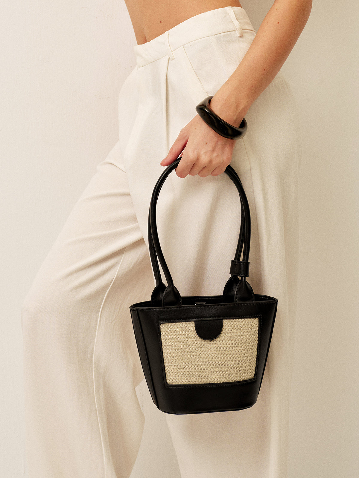 Sac fourre-tout en tissu bicolore à panneaux tissés